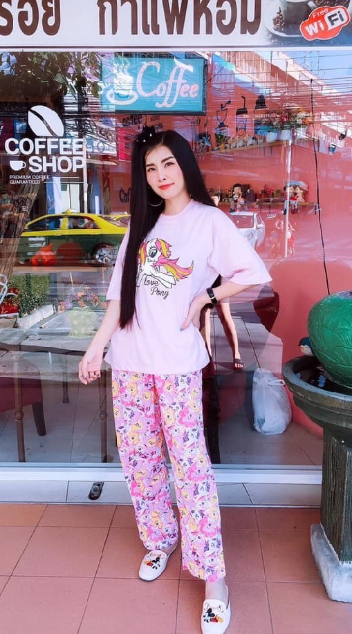 สินค้าตามกระแส เสื้อผ้า กระเป๋า⚡🌈🎀