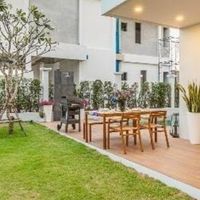 Nichy  Property