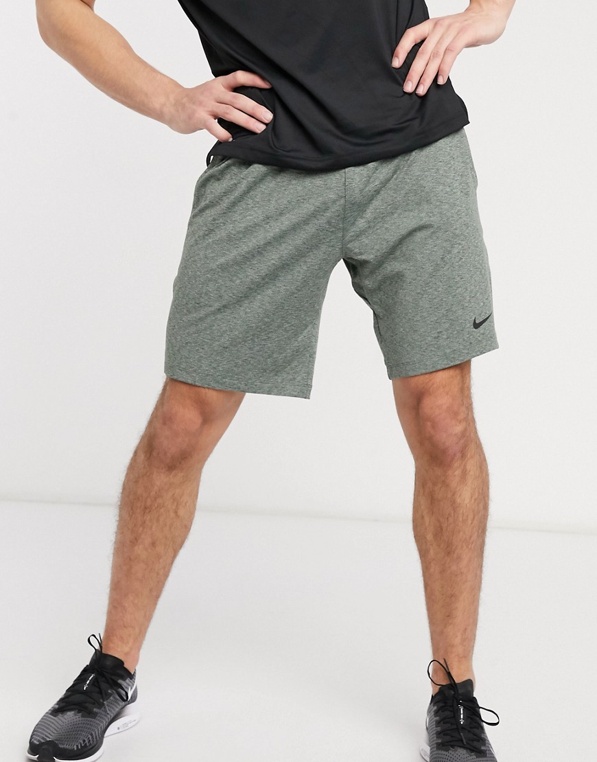 Shorts by Nike Buy, rep, repeat Stretch waistband Side pockets Nike Swoosh to hem Regular fit True t