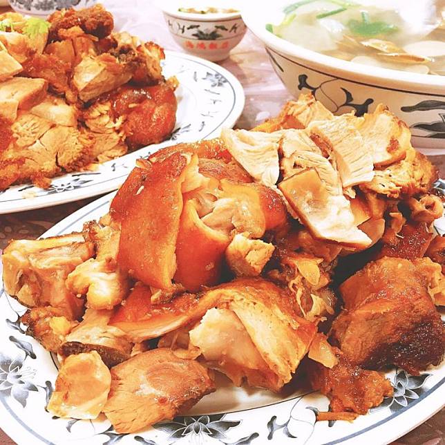 ▲屏東旅遊必吃美食-萬巒海鴻飯店豬腳。 （圖／djtooon, Instagram）