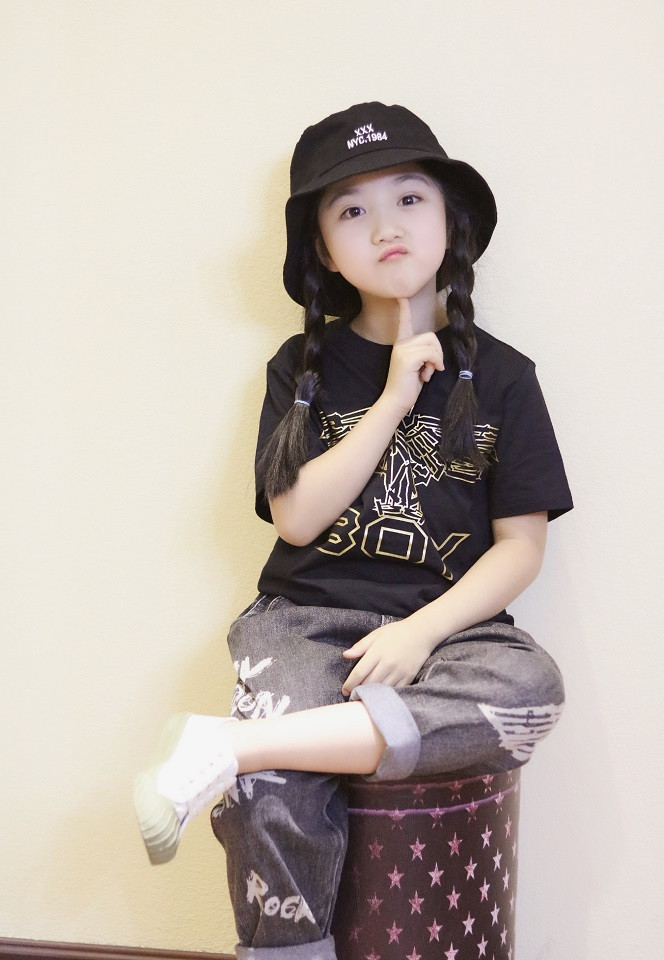 《以家人之名》女演員私服9：叢尚 飾演 幼年李尖尖