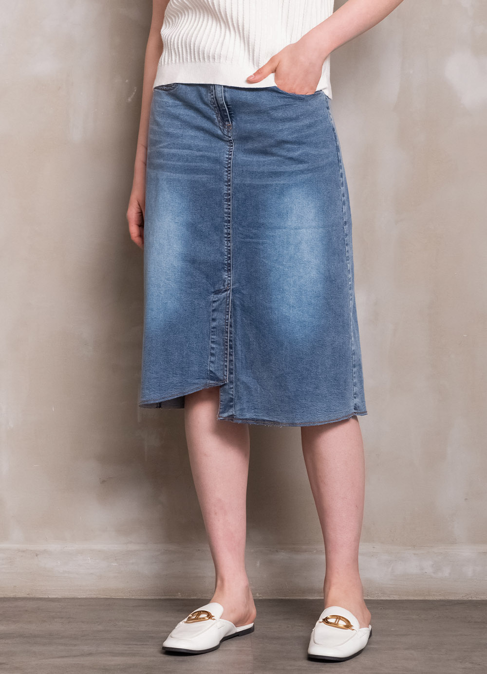 率感遊放不對稱拼接中長版牛仔裙