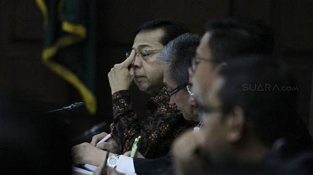 Terdakwa kasus korupsi KTP Elektronik Setya Novanto menjalani sidang lanjutan di Pengadilan Tipikor, Jakarta Pusat, Kamis (11/1). 