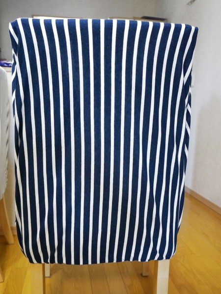 簡単に 縫わずにできる 椅子カバー模様替えアイディア