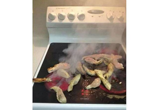 20 Makanan Fail Ini Dijamin Gak Akan Jadi Hidangan Lebaran Kamu