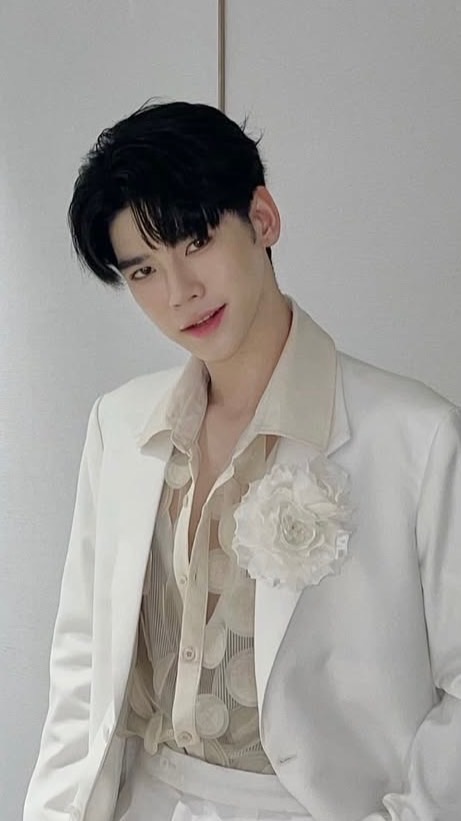 Arm Chaiyapat OfficialTH