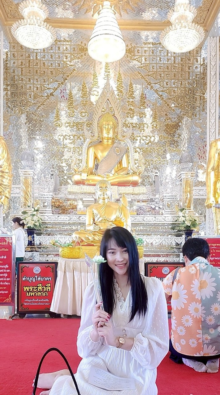 เปิดไพ่คำถามละ10บาท