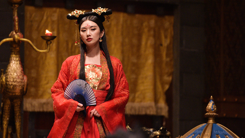 《以家人之名》演員古裝vs時裝：苑冉(賀梅)《傾世妖顏》