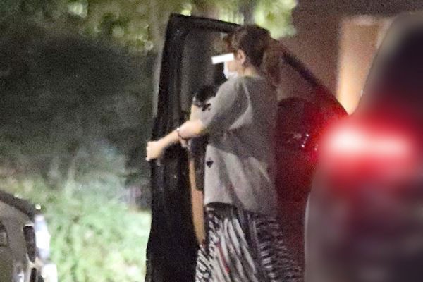 香取慎吾 交際25年恋人とのデート現場 ベストスクープ