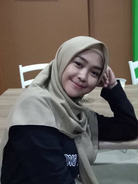 Pamer saldo ATM sepertinya tengah menjadi tren di kalangan selebriti 4 Selebriti Pamer Saldo ATM, Rekening Siapa Paling Besar?