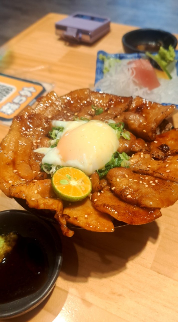 住左邊住右邊
