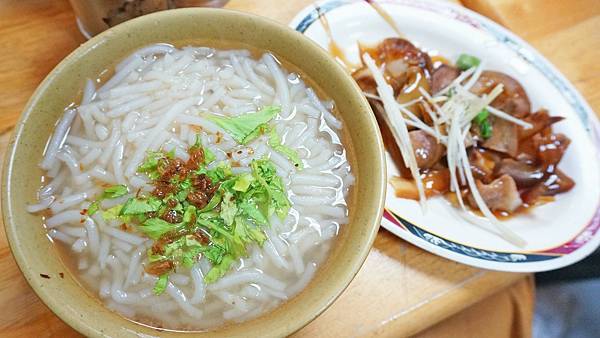 【台北美食】大鼎米粉湯-西門町商圈外圍的超平價小吃店