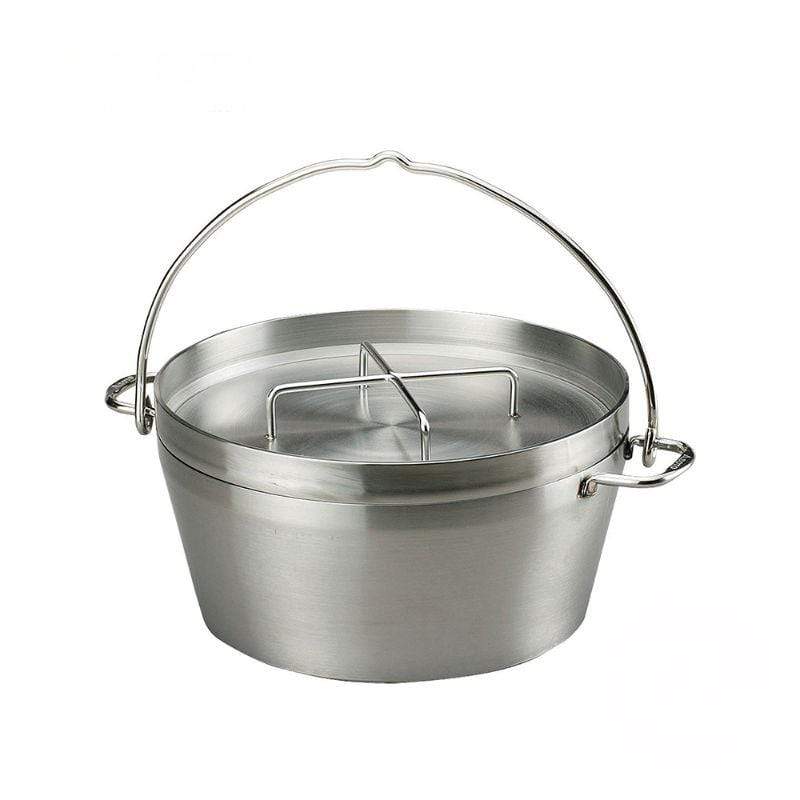 產品特色 最頂級的野炊萬用鍋！ 不鏽鋼材質，耐腐蝕防生鏽，不必開鍋養鍋 鍋體厚度達4mm，導熱均勻，保溫蓄熱效果好 鍋蓋密合度佳，保留食材天然美味 耐碰撞，不怕搬運時的意外撞擊 不必擔心溫度劇烈變化造