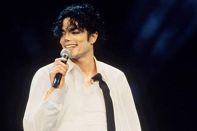 Meninggal 12 Tahun Lalu Ini 5 Lagu Michael Jackson Yang Melegenda Celebrities Id Line Today