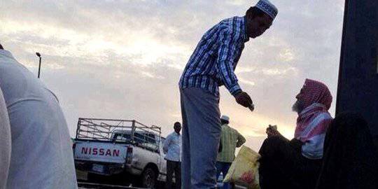 Infaq Adalah Salah Satu Amalan Terpuji Umat Islam Pahami Perbedaannya Dengan Sedekah Merdeka Com Line Today