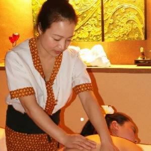 皇家東方泰SPA會館-精油SPA含全身去角質120分