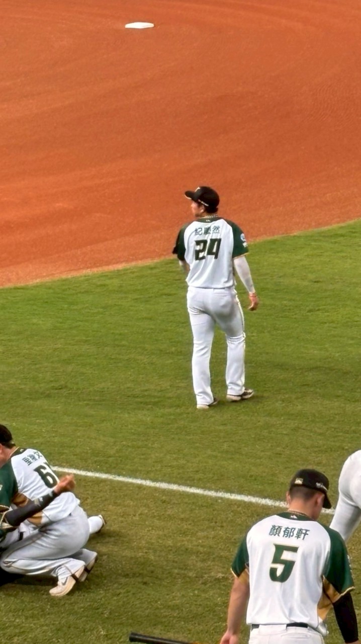 讓子彈飛 ⚾️ 紀慶然
