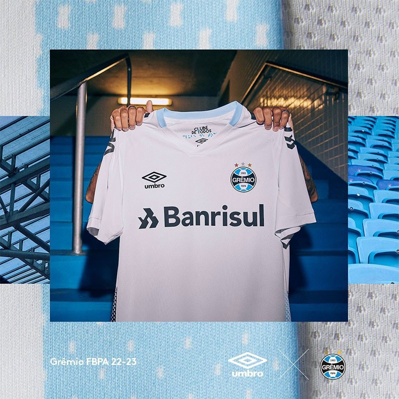 降格の名門グレミオ、「伝統ストライプ」の2022新ユニフォームを発表