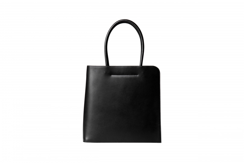 Black-nume書本托特包黑色 NT$ 31,500