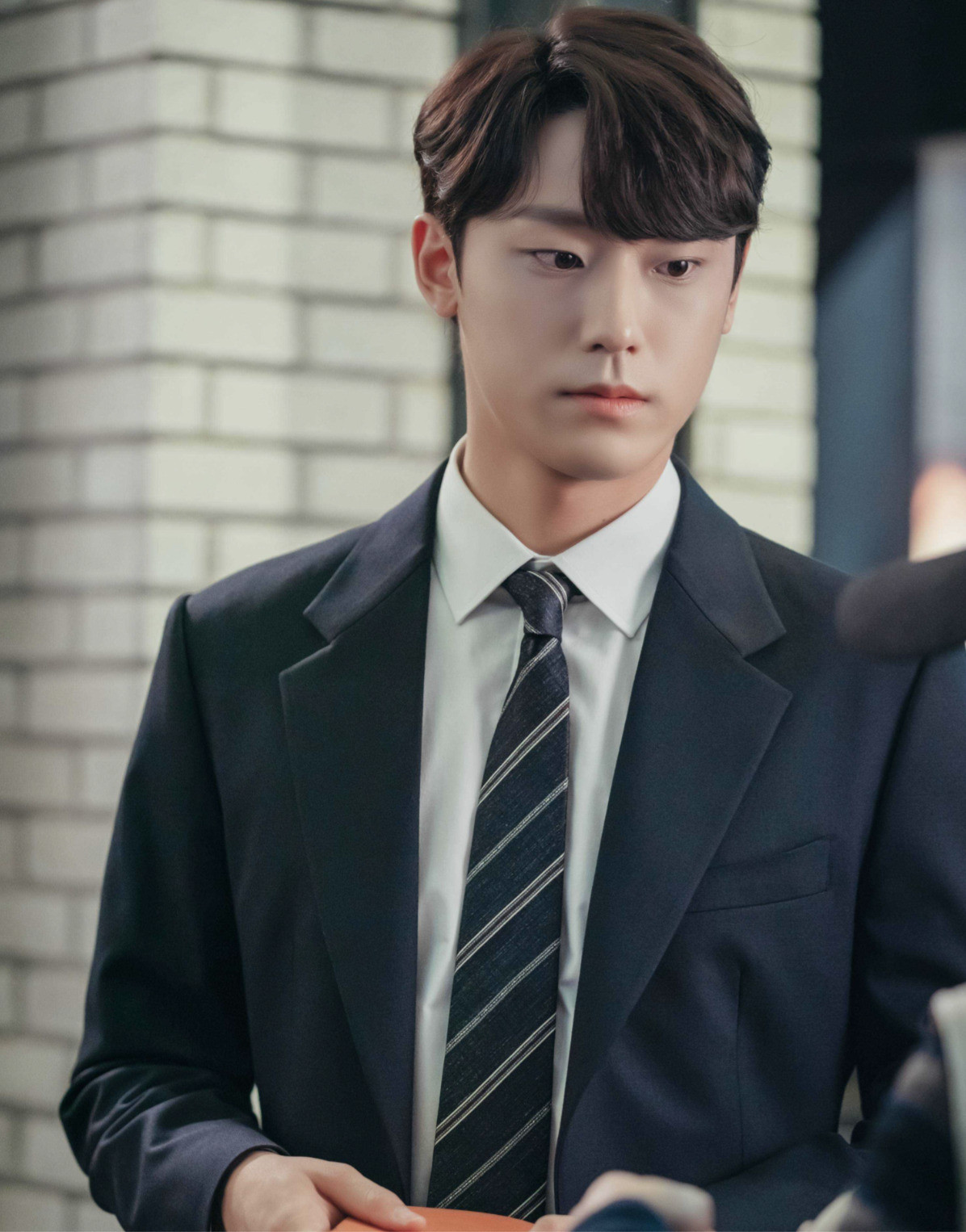 「男二晉升男主」的韓國演員：姜勳