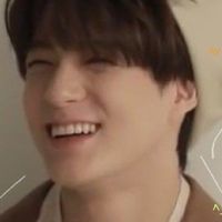 젠른 .◜◡◝