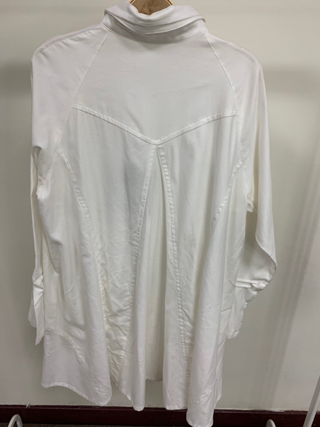 素面車線長版襯衫