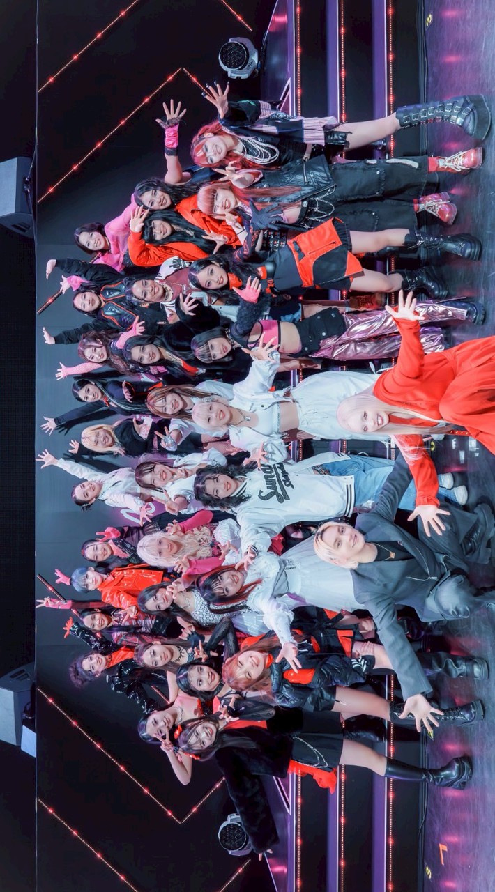 ︎ ︎︎︎︎︎       H A N A    N N G    也       ︎ ︎︎︎︎︎