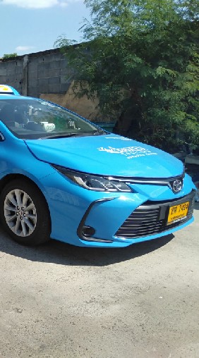 Grabtaxi ทฬ7494