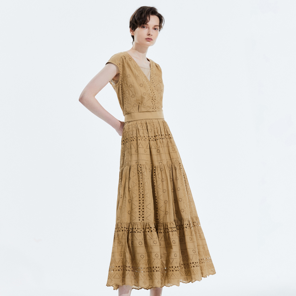 SO NICE 棉繡花蛋糕裙