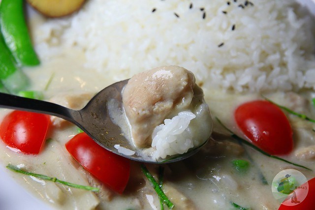 咖哩食堂 curry canteen