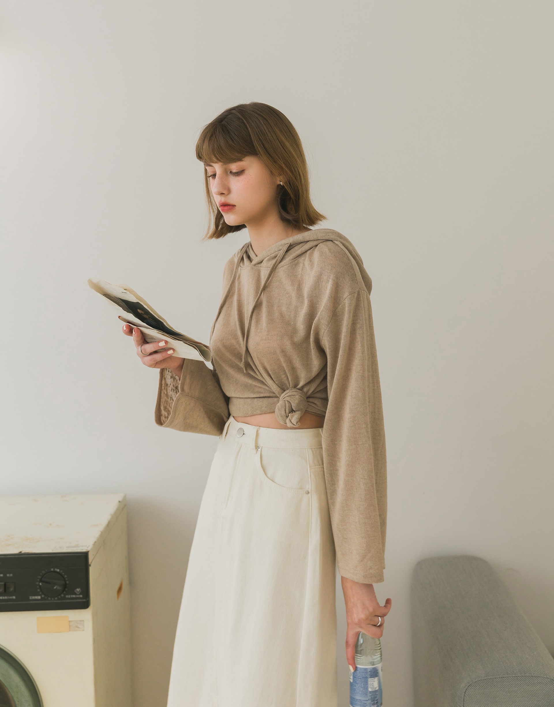 連帽寬鬆版型/微透肌感