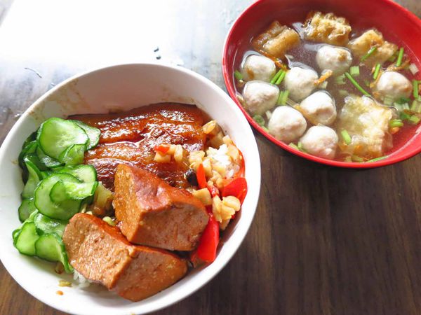 【萬華美食】一甲子餐飲-祖師廟焢肉飯、刈包-入口即化的焢肉飯