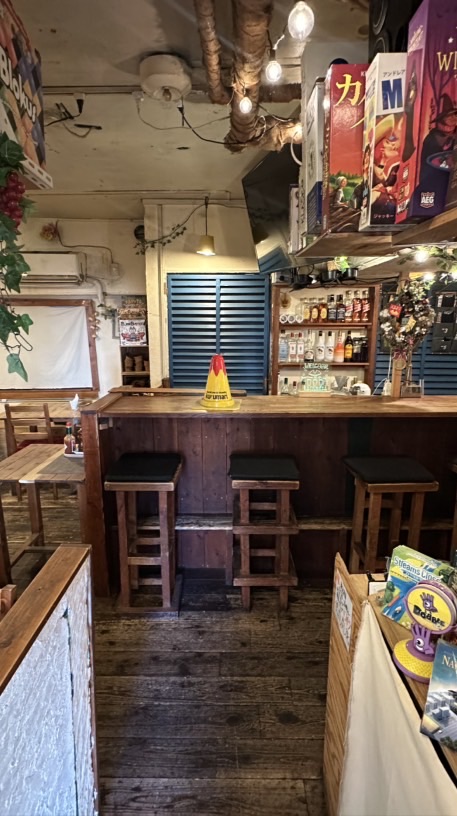 ボードゲームも遊べるオムライス屋 kurumari@中野