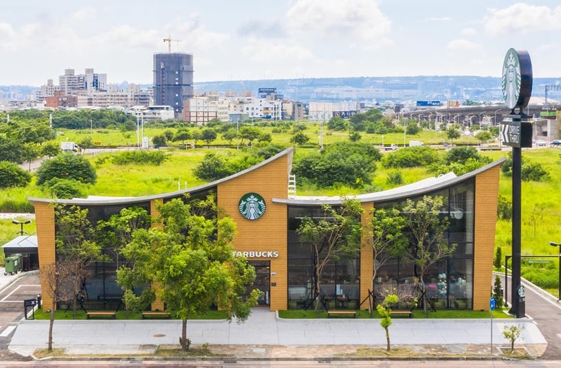 全台30間星巴克特色門市盤點！星巴克不只進駐古宅，鐘樓門市、貨櫃屋門市也超美超好拍