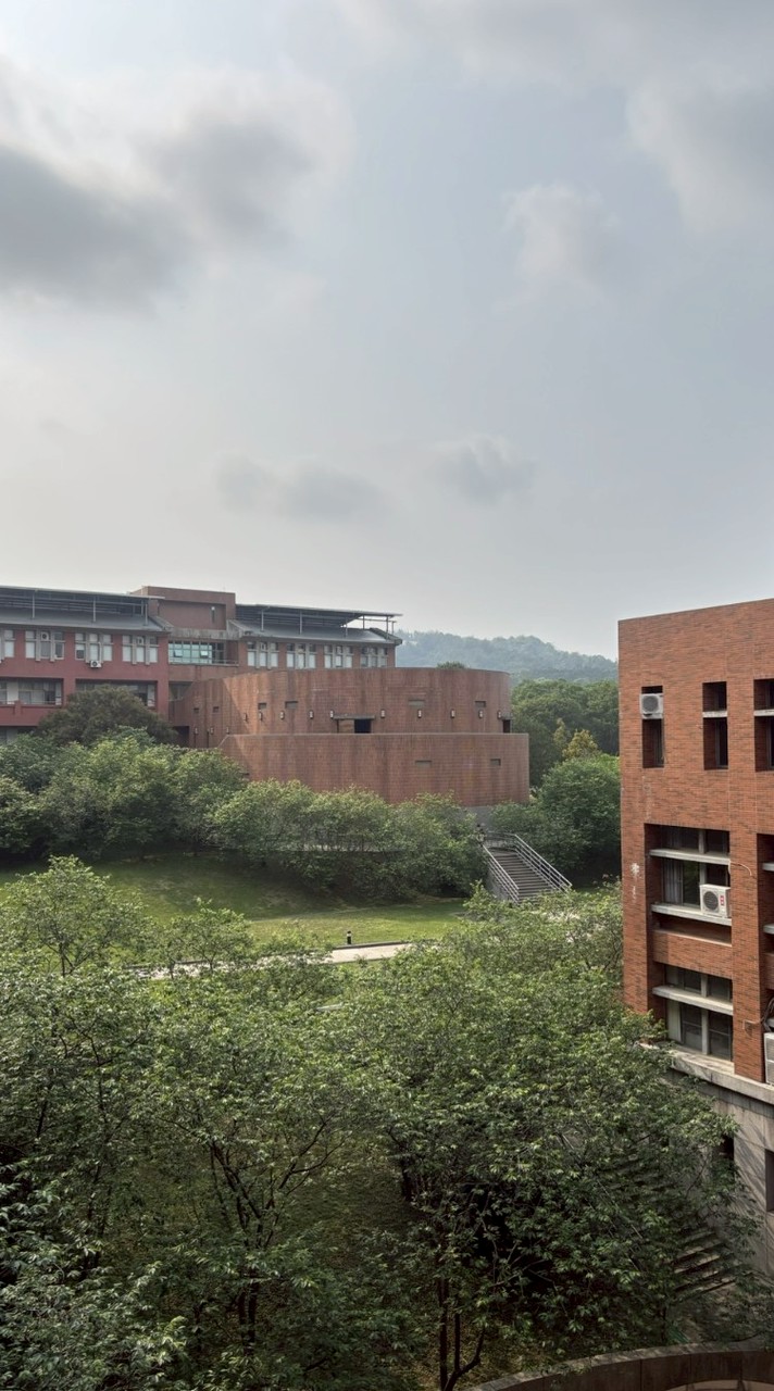 國立暨南國際大學經濟學系115學年度申請入學社群