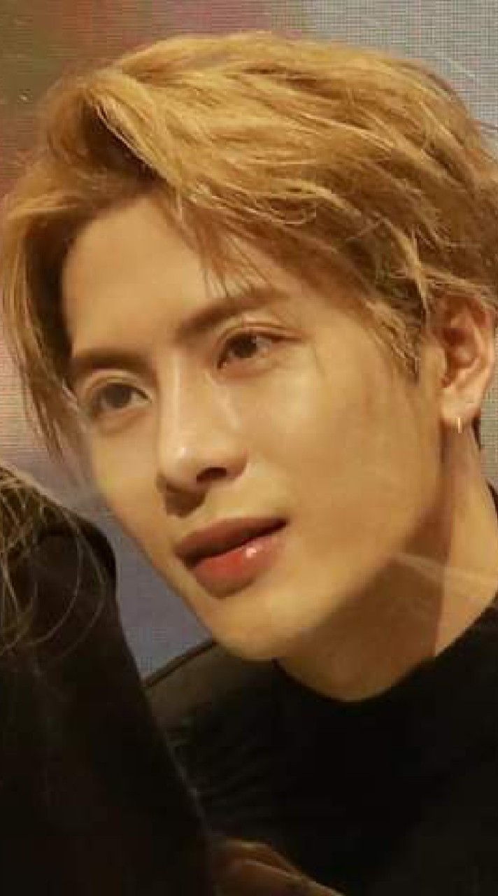 อิอิ^•^