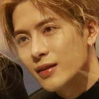 อิอิ^•^
