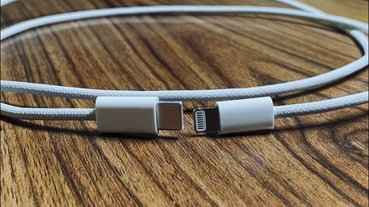 iPhone 12 USB-C to Lightning 編織快充線再曝光，可能是 iPhone 12 唯一盒裝配件