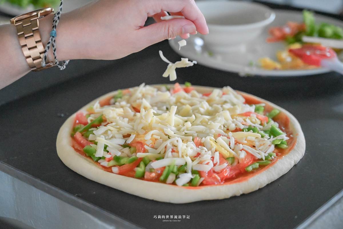 體驗全台唯一「海牛採蚵」！彰化芳苑１日遊必訪６亮點，海鮮控爽吃烤蚵大餐