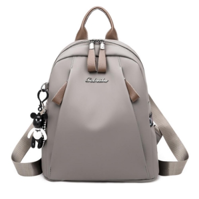 I.Dear-韓系小熊吊飾耳機孔尼龍雙肩多拉鍊後背包(卡其)