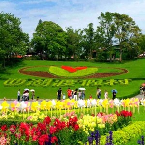 平假日、過年期間皆可使用 螢火蟲+桐花季(費用收取須依照現場規定) 亞洲唯一安徒生童話主題園區