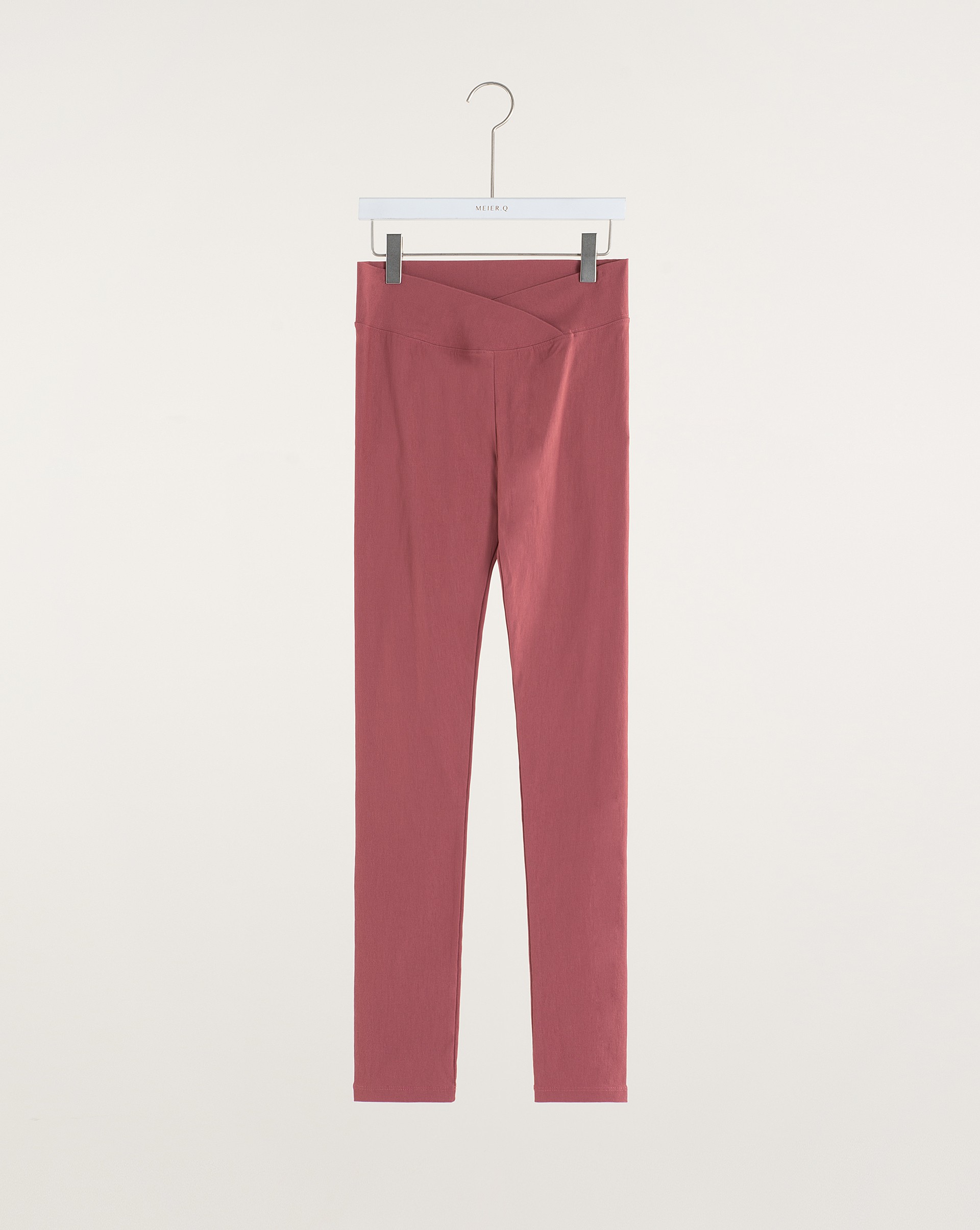 MIT百搭長褲,可單穿也可做內搭/顯瘦的合身版型/斜交叉腰結設計,更加的有彈性,肚子有肉肉的女孩和孕婦都可以很舒適的穿搭