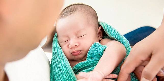 40 Ide Nama Bayi Bermakna Hijau Untuk Calon Buah Hati Parents Theasianparent Line Today