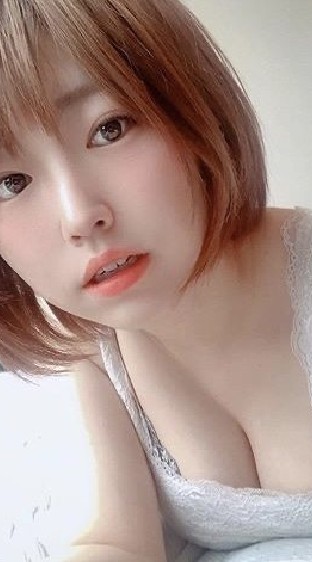 💯卡提諾正妹帝國