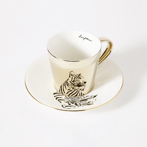 於2014年得到首爾國際發明展會金牌 倒影杯中的圖像透露著瀕危物種的信息 Luycho鏡面倒影杯由24面的面線性鏡面所組成