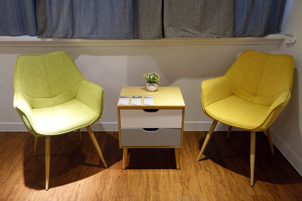 台北布沙發、台北獨立筒床墊-寄居蟹家具館，客製化布沙發訂做，沙發內材保固5年、表布保固一年，工廠直營價且教導風格佈置的台北家具館