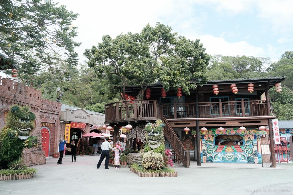 白河萬里長城, 萬里長城票價, 台南景點, 白河景點, 白河萬里長城門票, 台灣萬里長城文化主題館, 中國服裝. 中影文化城