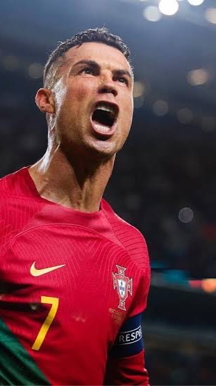 サッカーやってる人集合‼️