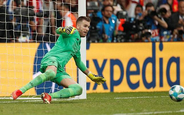 KIper Liverpool, Adrian. (reuters)