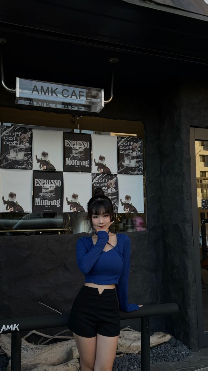 YI zhen服飾✨🚚